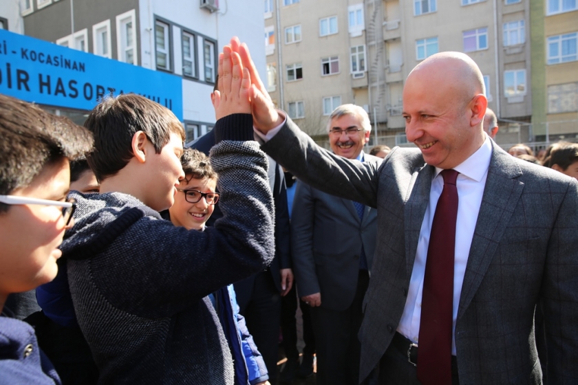 BAŞKAN ÇOLAKBAYRAKDAR, “EĞİTİMLERİMİZLE YAVRULARIMIZ DAHA GÜZEL YARINLARA ULAŞACAK”