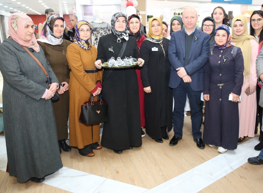 KOCASİNAN AKADEMİ SERGİSİ BÜYÜK BEĞENİ TOPLADI