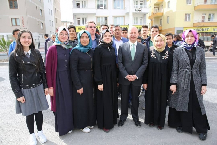 BAŞKAN ÇOLAKBAYRAKDAR, “HEDEFİMİZ; 2018 YILINDA 120 BİN AĞAÇ DİKMEKTİR”