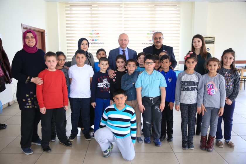 ÇOCUKLAR, KOCASİNAN’DA ÇOK MUTLU