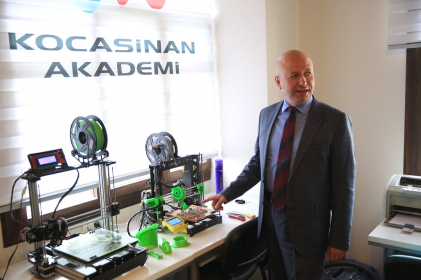 KOCASİNAN BELEDİYESİ, TEKNOLOJİYİ ÜRETEN BİREYLER YETİŞTİRECEK