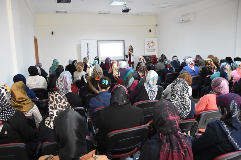 KOCASİNAN’DAN KANSERE KARŞI BİLİNÇLENDİRME SEMİNERİ