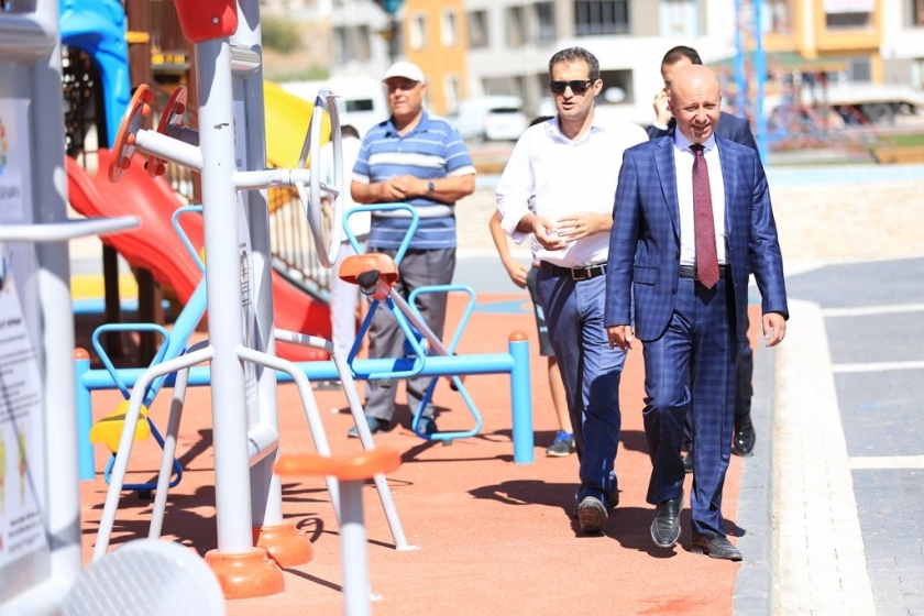 YENİ PARKLAR KOCASİNAN’I DAHA DA GÜZELLEŞTİRİYOR