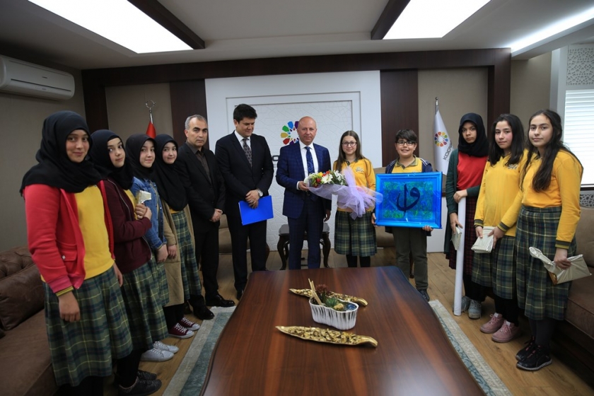 KOCASİNANLI ÖĞRENCİLERDEN ÖRNEK DAVRANIŞ