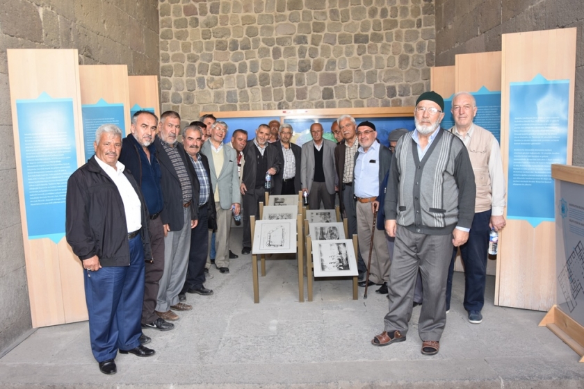 KOCASİNANLILARDAN BAŞKAN ÇOLAKBAYRAKDAR’A HİZMET TEŞEKKÜRÜ