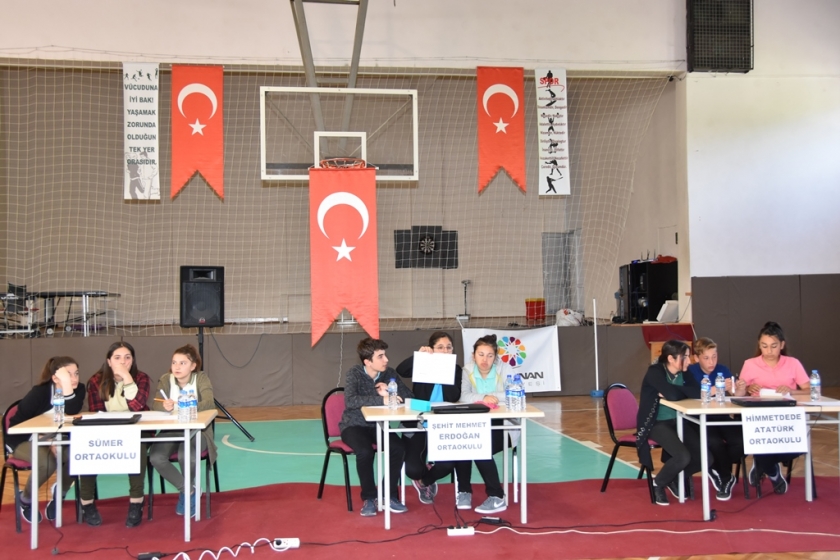 KOCASİNANLI ÖĞRENCİLER BİLGİLERİNİ YARIŞTIRDI