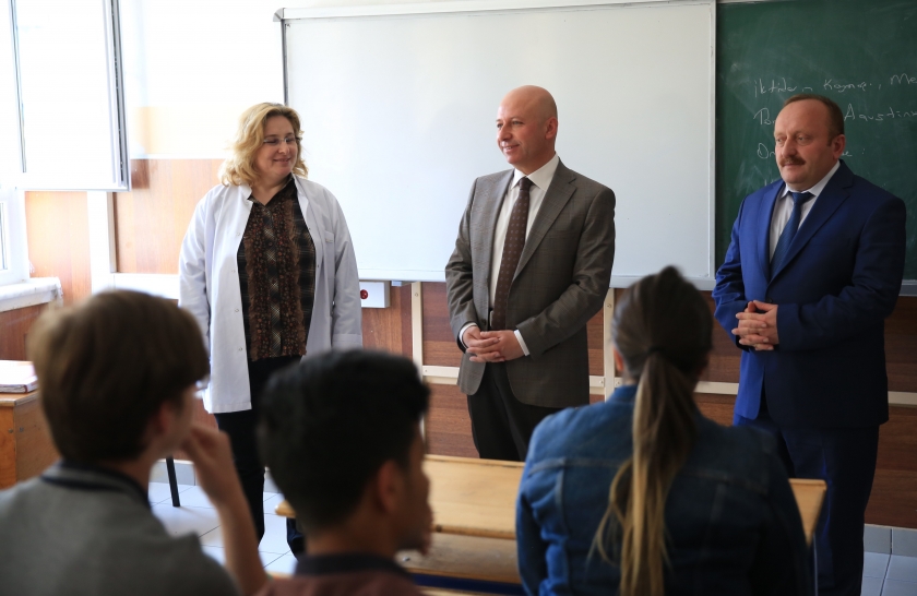 BAŞKAN ÇOLAKBAYRAKDAR “ÇOCUKLARIMIZIN GELECEĞİNİ ŞEKİLLENDİRİYORUZ”