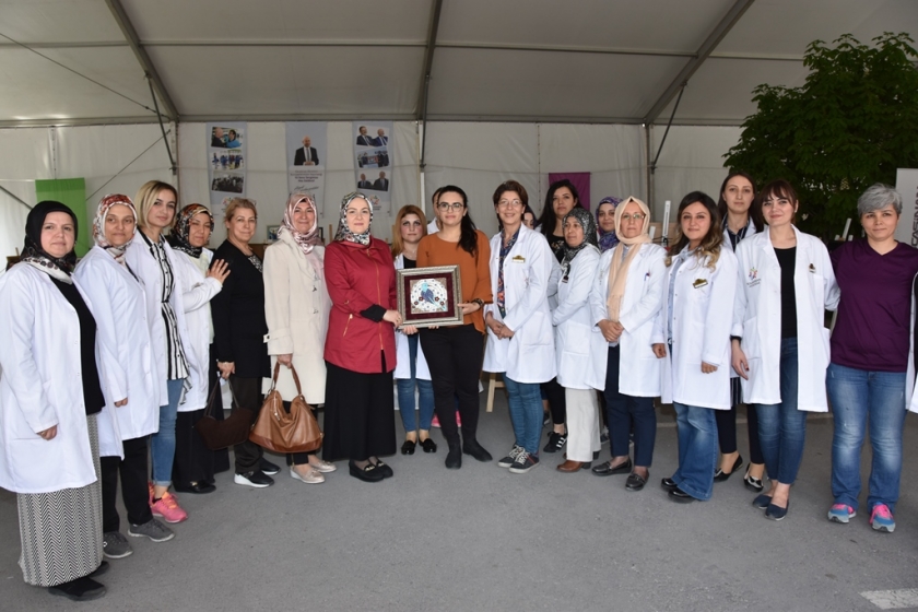 KOCASİNAN AKADEMİ’NİN YIL SONU SERGİSİ ÇOK BEĞENİLDİ