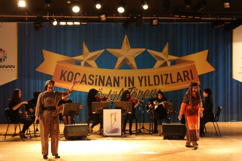 ‘KOCASİNAN’IN YILDIZLARI’ İÇİN ÖDÜL TÖRENİ GERÇEKLEŞTİRİLDİ