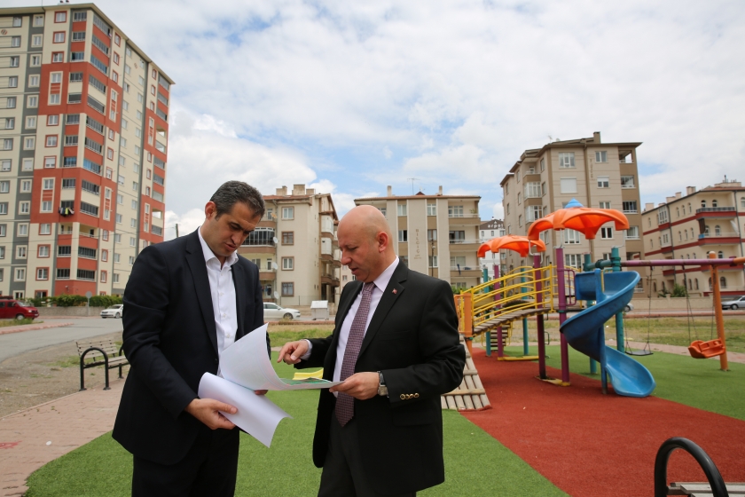 KOCASİNAN’DA MİTHATPAŞA MAHALLESİ’NE 3 BİN METREKARELİK PARK