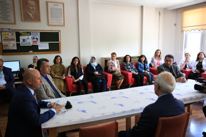 BAŞKAN ÇOLAKBAYRAKDAR, “ÖĞRETMENLERİMİZLE GELECEĞİN KOCASİNAN’INI ŞEKİLLENDİRİYORUZ”