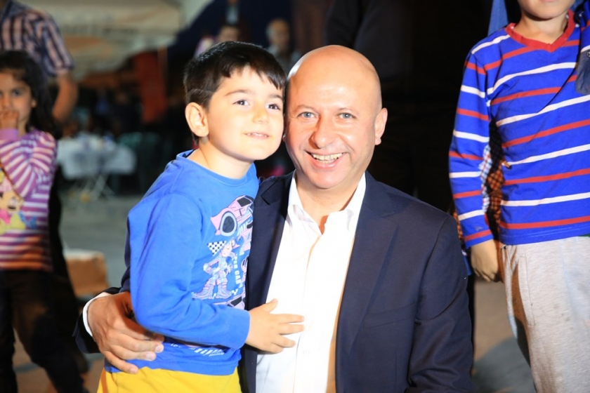 KOCASİNAN’DA İFTAR SOFRASI BEŞPARMAK’TA BEREKETLENDİ