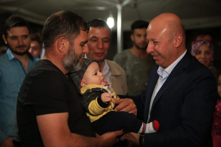 KOCASİNAN’IN İFTAR BEREKETİ, BU SEFER YENİMAHALLE’DE YAŞANDI