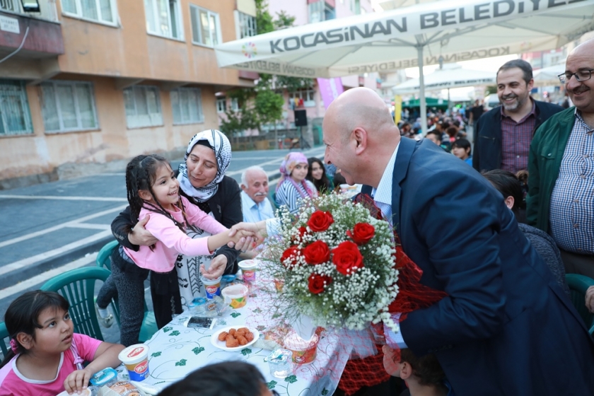 KOCASİNAN’IN İFTARINA 3 BİN KİŞİ KATILDI