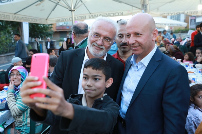 KOCASİNAN’IN İFTARINA 3 BİN KİŞİ KATILDI