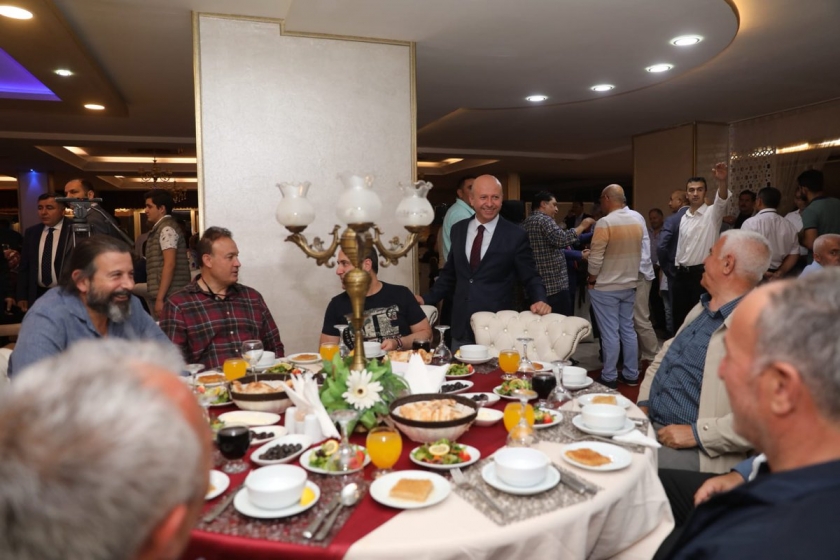 BAŞKAN ÇOLAKBAYRAKDAR, GECE-GÜNDÜZ SAHADA