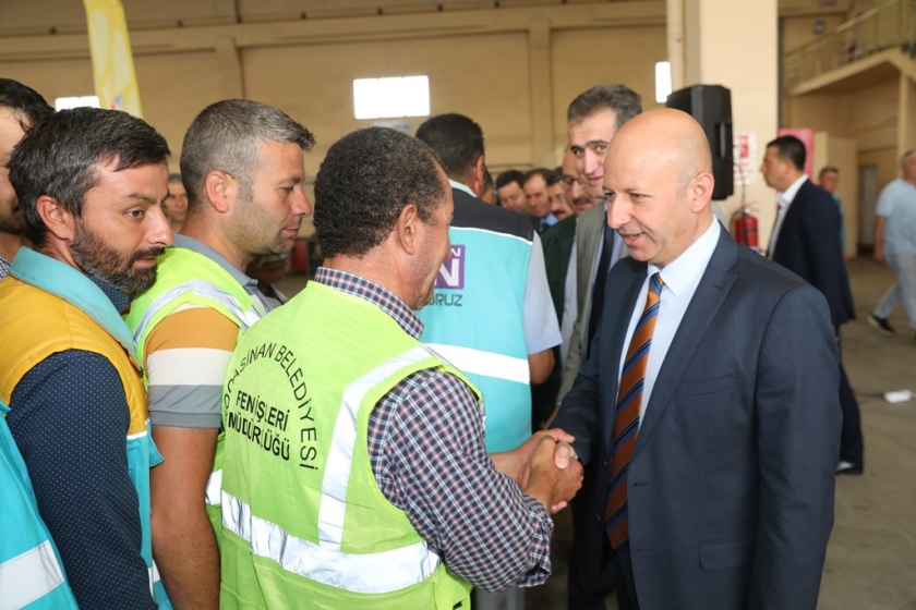 BAŞKAN ÇOLAKBAYRAKDAR, “KOCASİNAN BELEDİYESİ, KOCAMAN BİR AİLE”