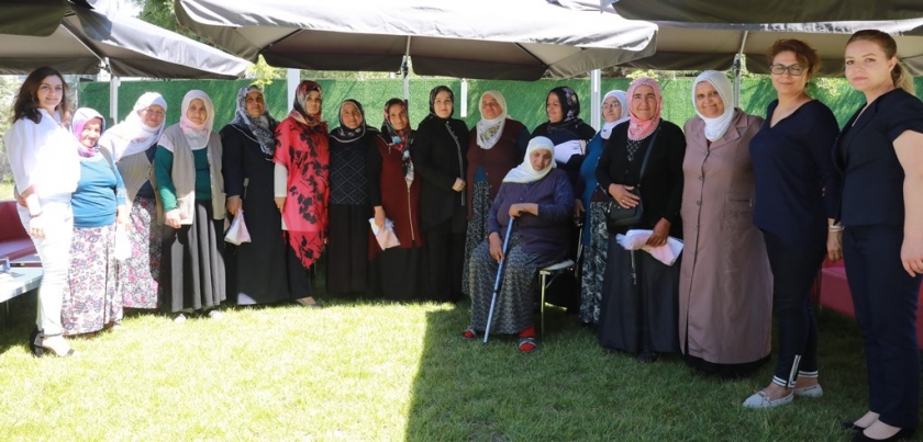 FATMA ÇOLAKBAYRAKDAR, YEMLİHALI KADINLARIN GÖNLÜNÜ FETHETTİ