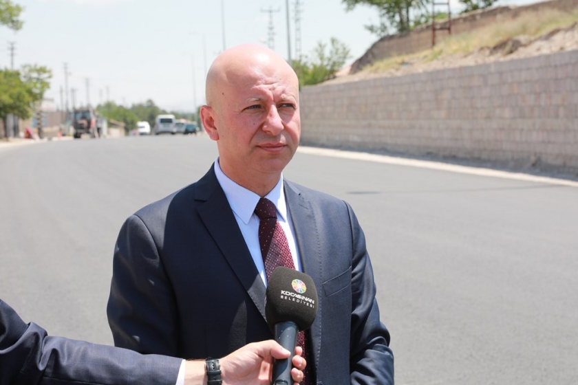 KOCASİNAN BELEDİYESİ’NİN ASFALT ATAĞI HIZ KESMEDEN DEVAM EDİYOR