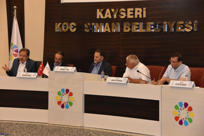 KOCASİNAN’DA ‘DARBELER TARİHİ VE 15 TEMMUZ’ KONUŞULDU
