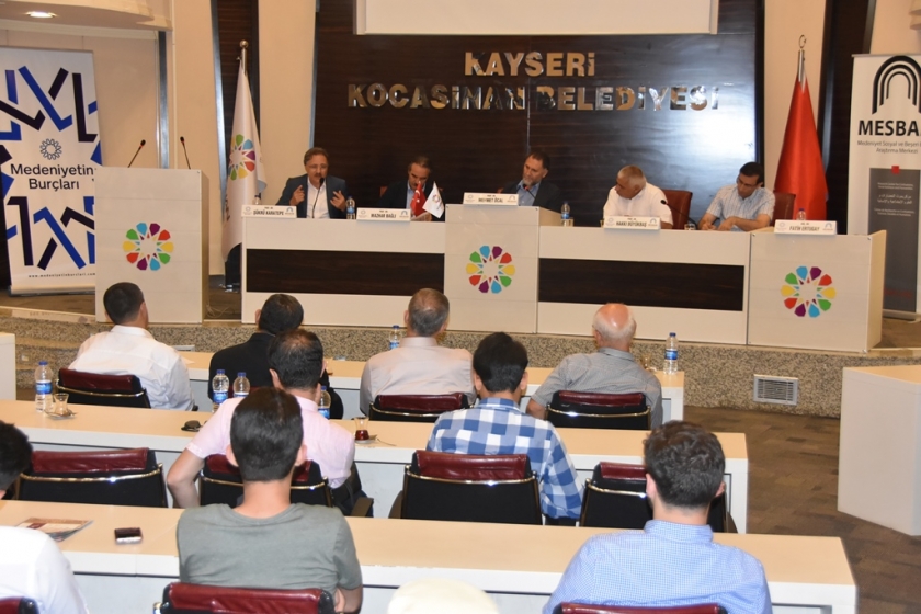KOCASİNAN’DA ‘DARBELER TARİHİ VE 15 TEMMUZ’ KONUŞULDU