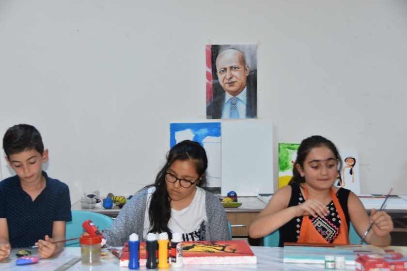 GELECEĞİN RESSAMLARI KOCASİNAN AKADEMİ’DE YETİŞİYOR