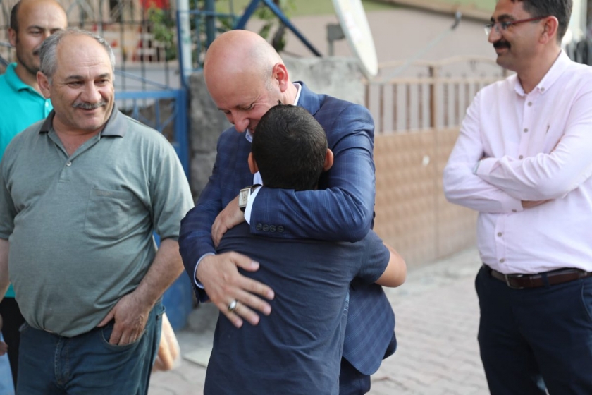 BAŞKAN ÇOLAKBAYRAKDAR, “KOCASİNAN, YENİLENİYOR”
