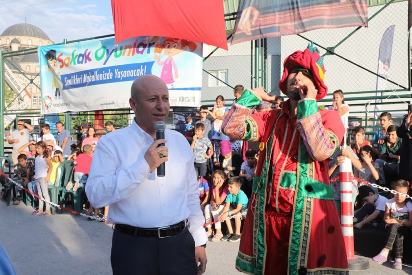 BAŞKAN ÇOLAKBAYRAKDAR, “7’DEN 70’E HERKESE HİZMET SUNABİLME ŞUURU İLE HİZMET EDİYORUZ”
