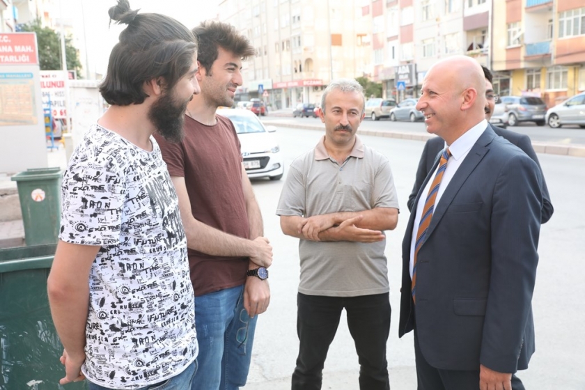MEVLANA MAHALLESİ’NDE YENİLEME ÇALIŞMALARI SÜRÜYOR