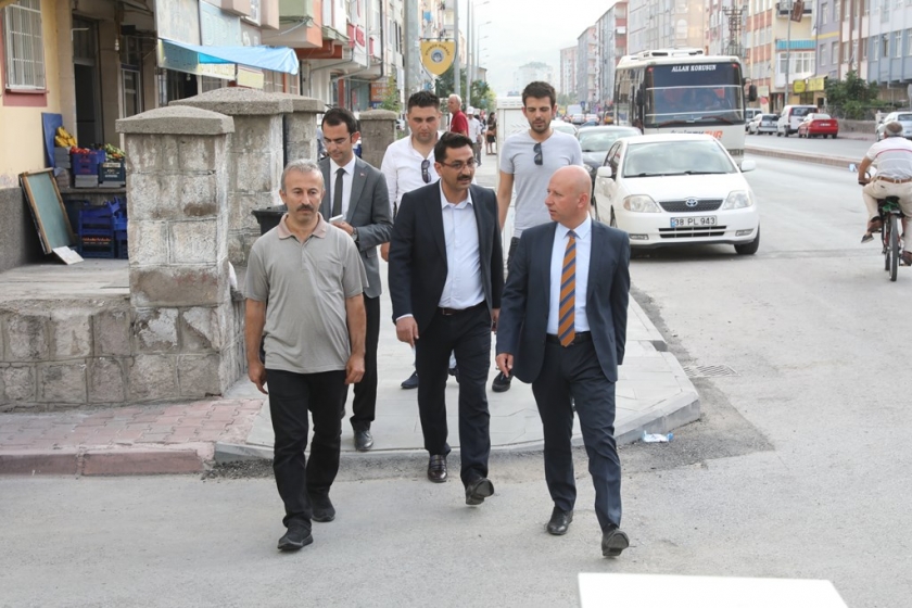 MEVLANA MAHALLESİ’NDE YENİLEME ÇALIŞMALARI SÜRÜYOR