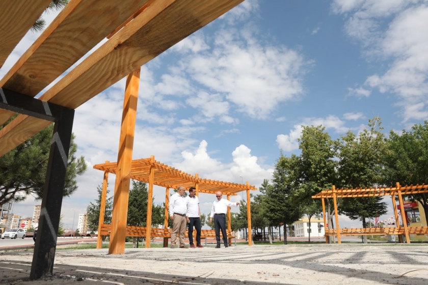 KOCASİNANLI ÇOCUKLAR YENİLENEN PARKLARDA DAHA MUTLU