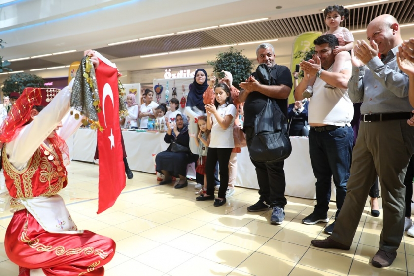 KOCASİNAN ÇOCUK KULÜBÜ’NÜN YIL SONU ETKİNLİĞİ ÇOK BEĞENİLDİ