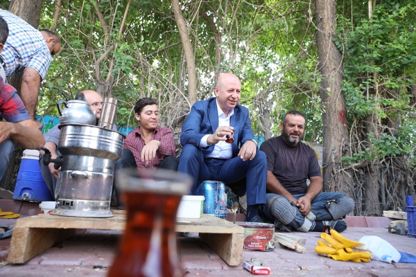 İSTASYON MAHALLESİ YENİLENİYOR