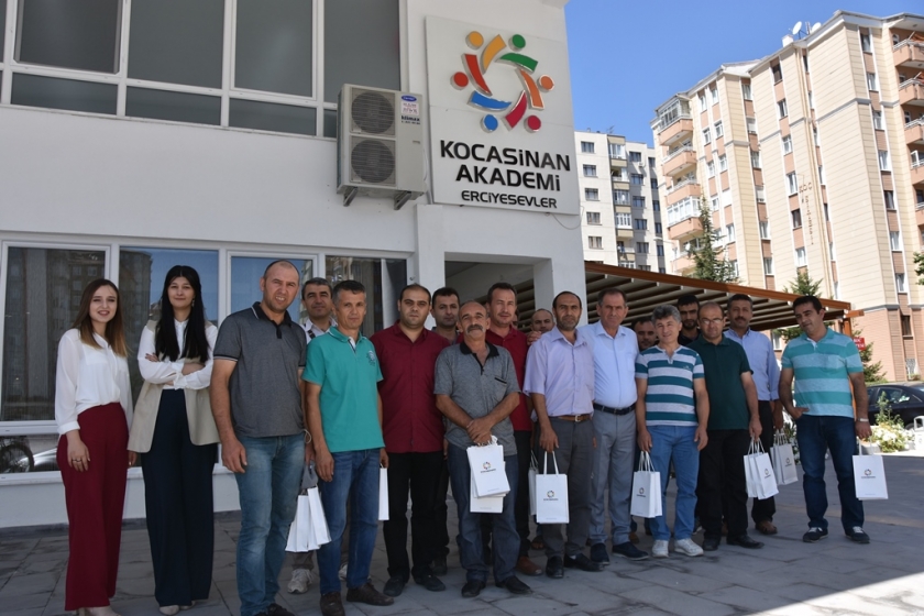 KOCASİNAN BELEDİYESİ GERİ DÖNÜŞÜM BİLİNCİ AŞILIYOR