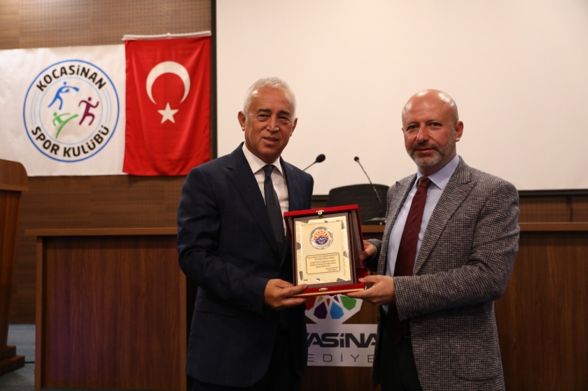 KOCASİNAN BELEDİYESİ MADDEN VE MANEN SPORCUNUN YANINDA 