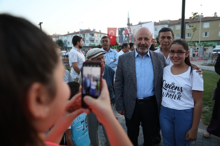 ÇOCUKLARIN BAŞKAN AMCA SEVGİSİ