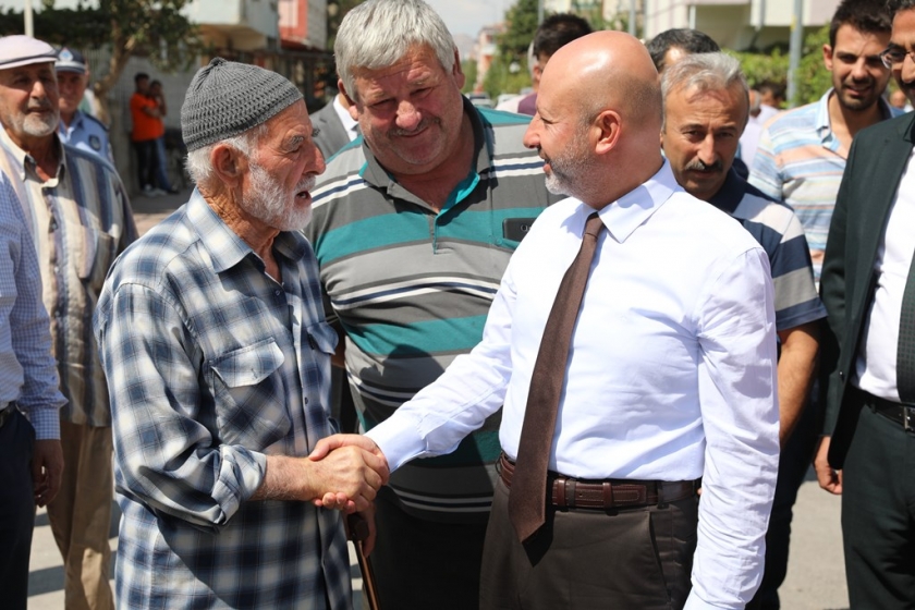 BAŞKAN ÇOLAKBAYRAKDAR, GÖNÜL BAĞI KURMAYA DEVAM EDİYOR