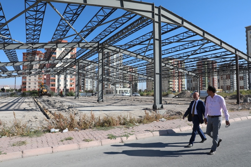 BAŞKAN ÇOLAKBAYRAKDAR, “HEMŞERİLERİMİZİN KEYİF ALACAĞI BİR KOCASİNAN İNŞA EDİYORUZ”