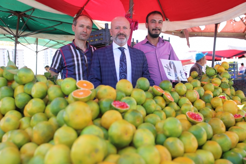 MUTLU İNSANLARIN İLÇESİ KOCASİNAN’DA, BAŞKAN İLE ESNAF EL ELE