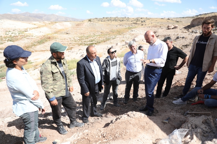 KOCASİNAN, ZENGİN TARİHİYLE DE DÜNYA’NIN GEÇMİŞİNE IŞIK TUTUYOR