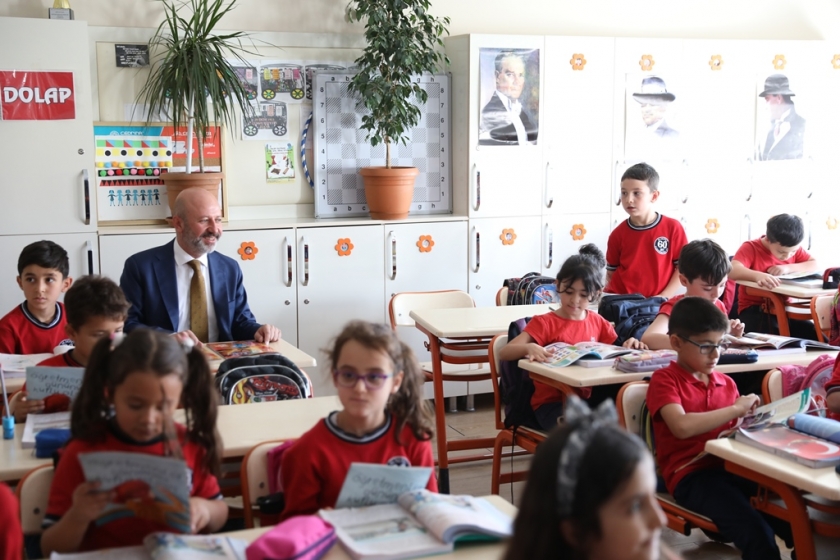 İLK MEKTUPLARI BAŞKAN AMCALARINDAN