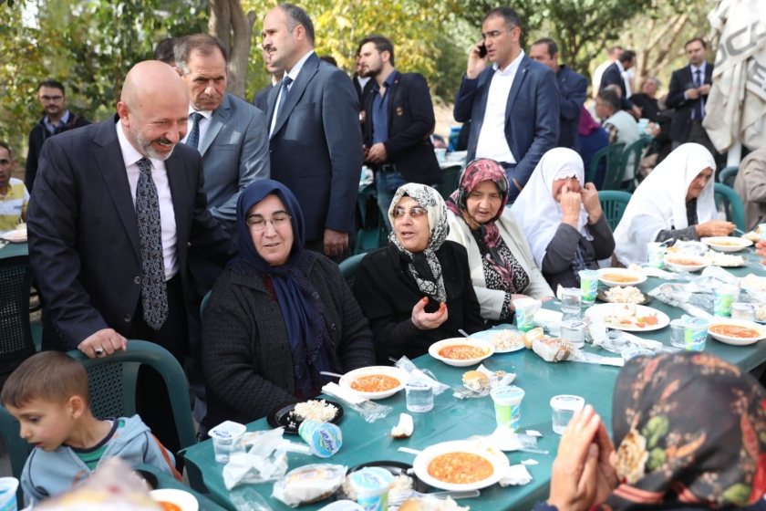 BAŞKAN ÇOLAKBAYRAKDAR, “ÜRÜNLERİMİZİ, ULUSAL VE ULUSLARARASI ALANDA TANITACAĞIZ”