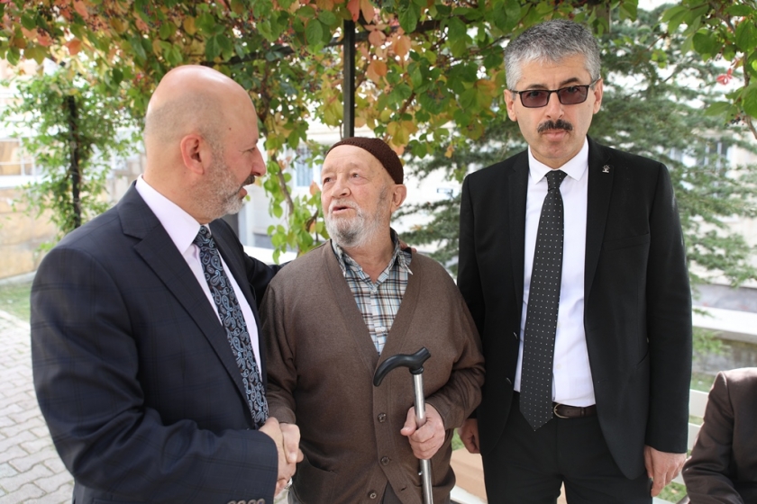 BAŞKAN ÇOLAKBAYRAKDAR YİNE ESNAFIN GÖNLÜNE DOKUNDU 