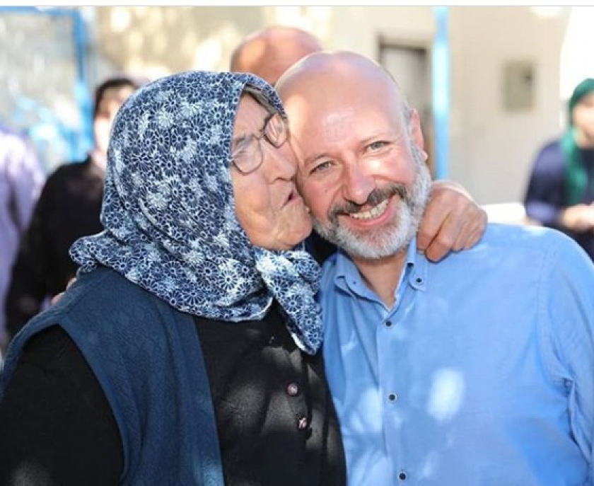O: HERKESİN ‘BAŞKANI’