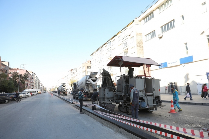 YENİ KOCASİNAN İÇİN DÖNÜŞÜM HIZ KESMEDEN DEVAM EDİYOR
