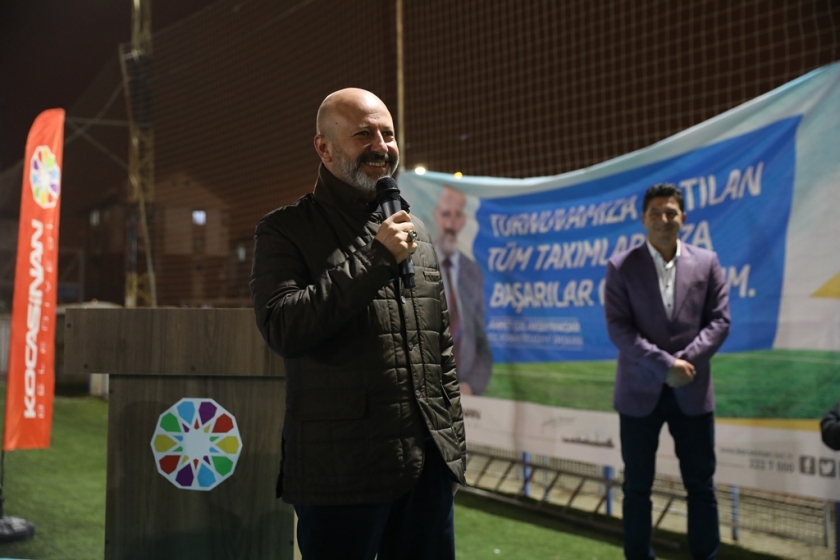 MAHALLELER ARASI FUTBOL TURNUVASININ FİNALİSTİ TURGUTREİS