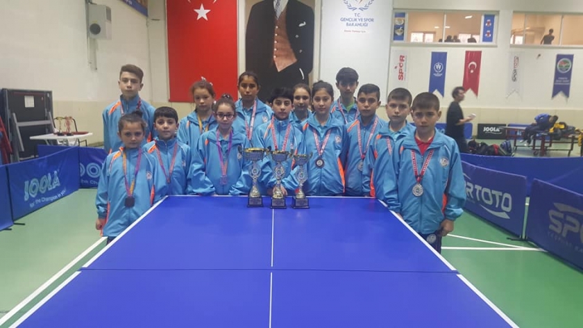 KOCASİNAN MASA TENİSİ TAKIMLARI BAŞARIYA DOYMUYOR