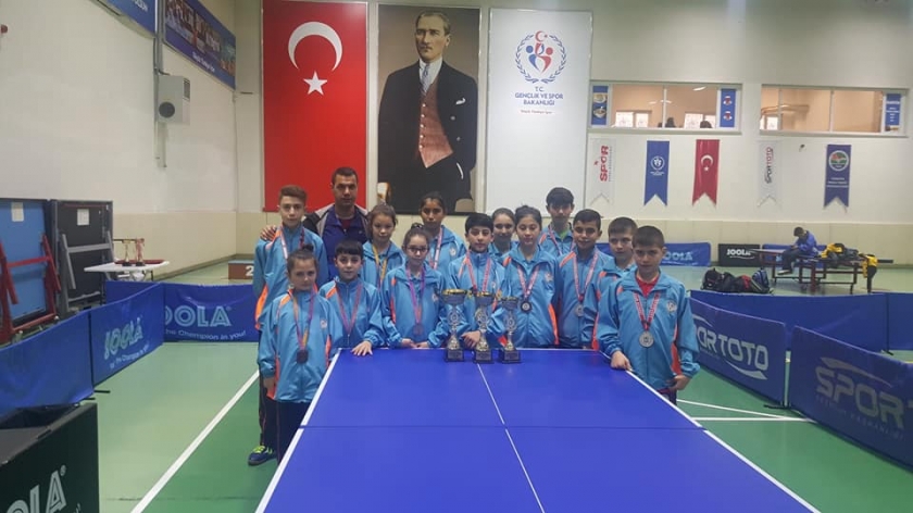 KOCASİNAN MASA TENİSİ TAKIMLARI BAŞARIYA DOYMUYOR