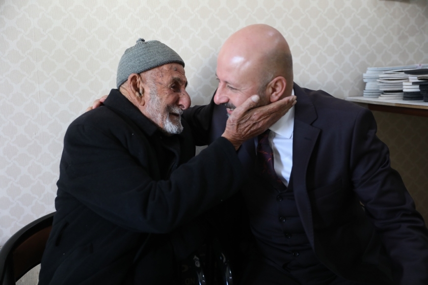 O; HERKESİN BAŞKANI