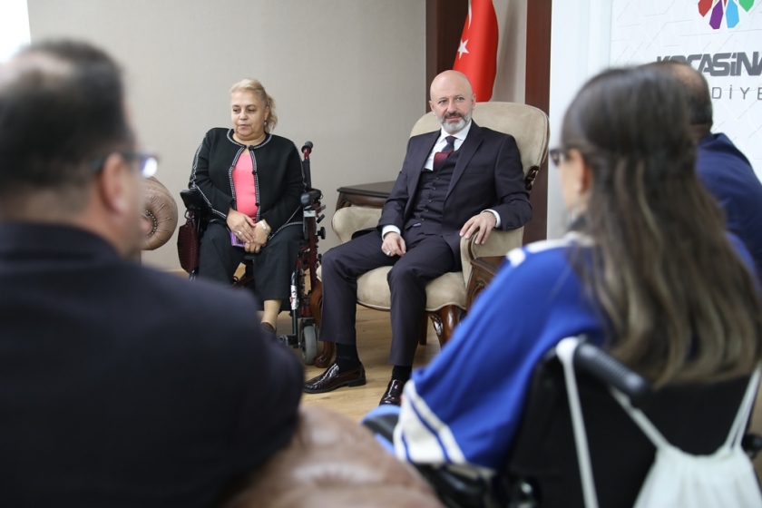 BAŞKAN ÇOLAKBAYRAKDAR, “HER ZAMAN ENGELLİLERİN YANINDAYIZ”